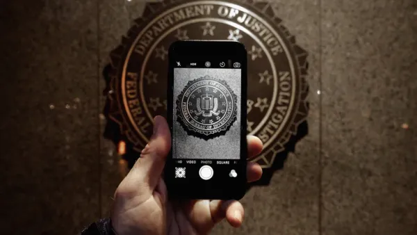 FBI alega que criptografia dificulta a extração de dados de celular